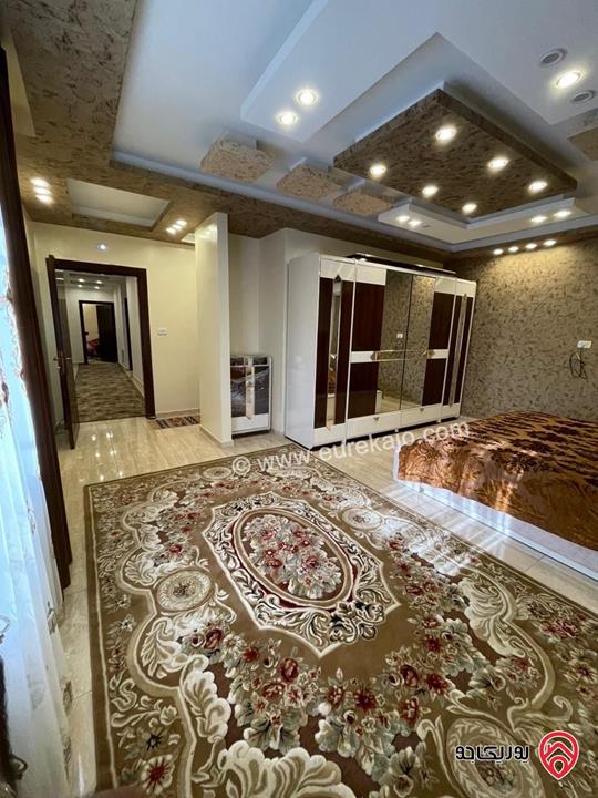 فيلا مساحة 700م على أرض 1 دونم مفروشة للإيجار في عمان - الجبيهة