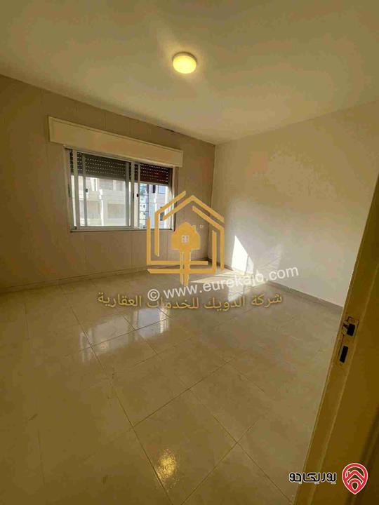 شقة فارغة مساحة 105م للإيجار في عمان - الدوار السابع 