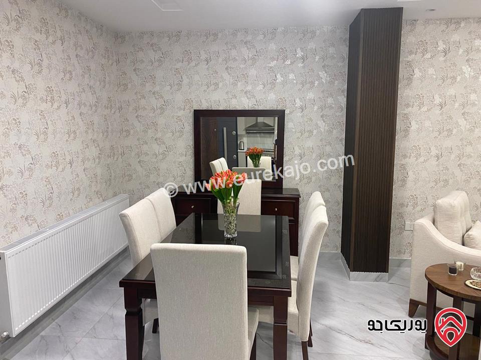 شقة شبه ارضية مساحة 130م للبيع مفروشة في عمان - ام السماق 