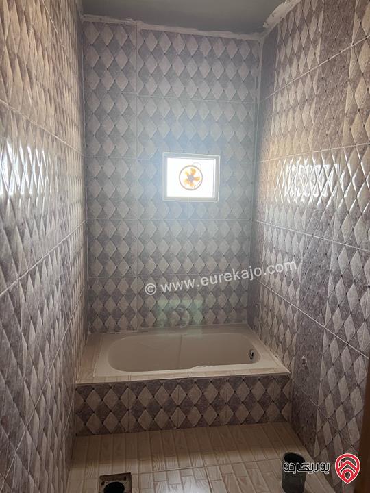 منزل مستقل 3 طوابق على أرض 700م للبيع في المفرق