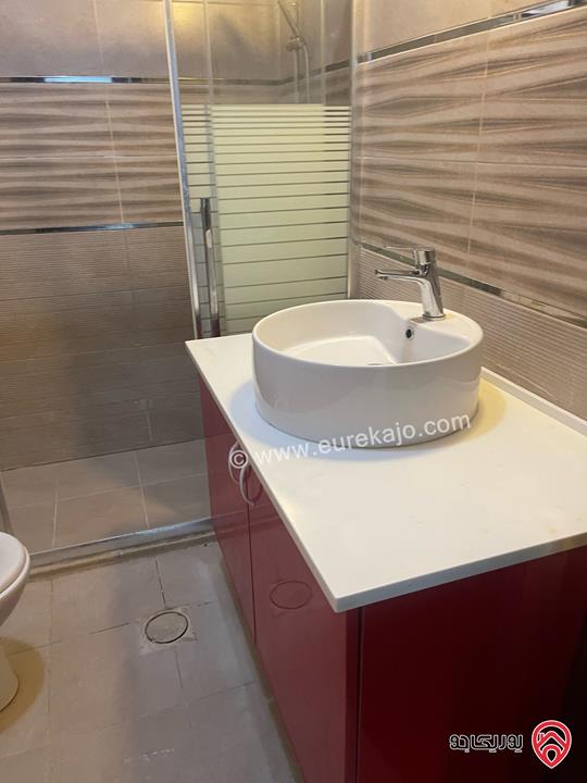 شقة شبه ارضية مساحة 168م داخلي و 100م خارجي للبيع في عمان - ضاحية الرشيد