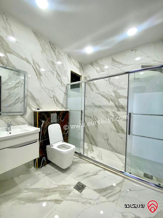 شقة مميزة دوبلكس مساحة 212م للبيع في عمان - منطقة ابو علندا اسكان الكهربا 