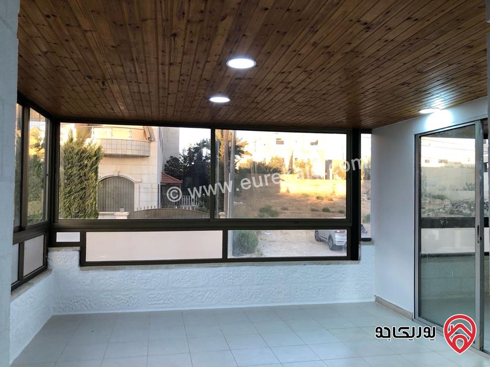 شقة طابق ارضي مساحة 140م داخلي مع ترس 60م للبيع في عمان - شفا بدران 