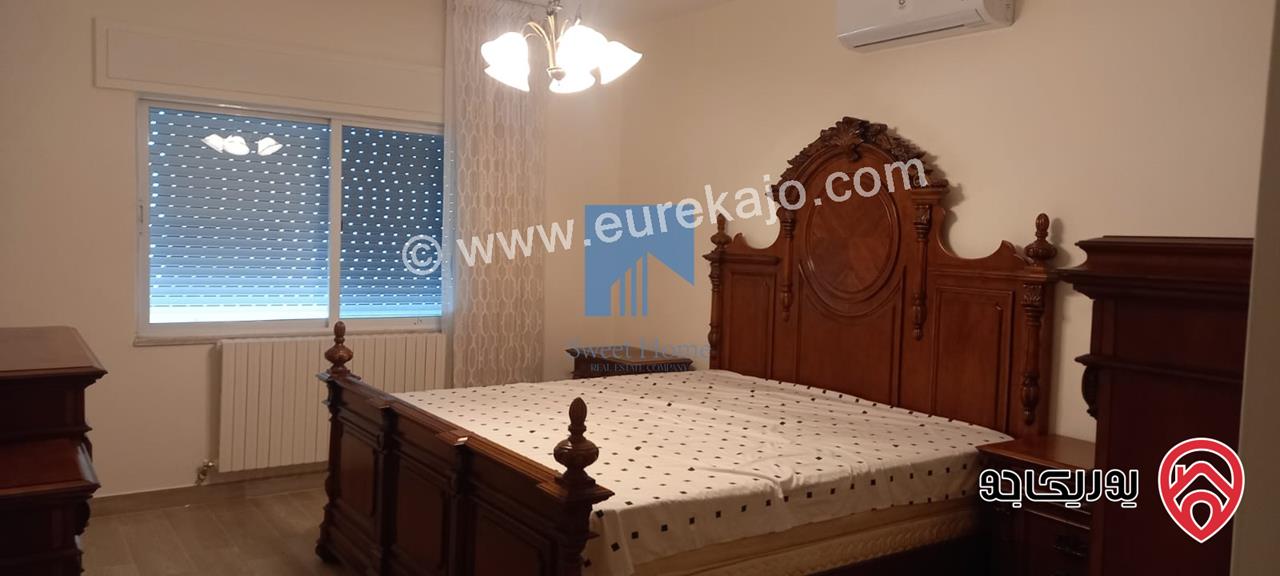 شقة مميزة طابق ثاني 220م تشطيب سوبر ديلوكس للبيع في عمان - الرابية  