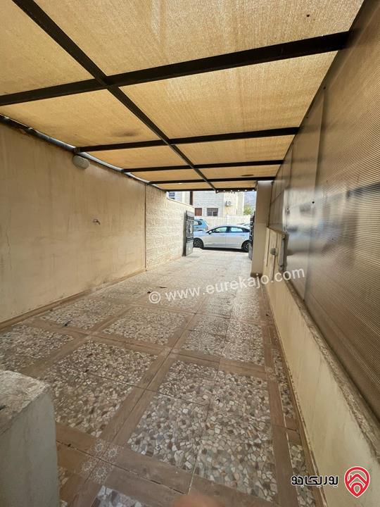 شقة شبه أرضية مساحة 160م داخلي و 180م خارجي للبيع في العقبة/منطقة التاسعة الجمعيات