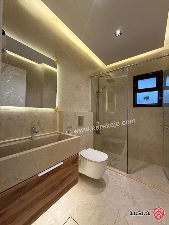 شقة طابق ارضي مساحة 227م مع ترس 60م سوبر ديلوكس للبيع في عمان - تلاع العلي