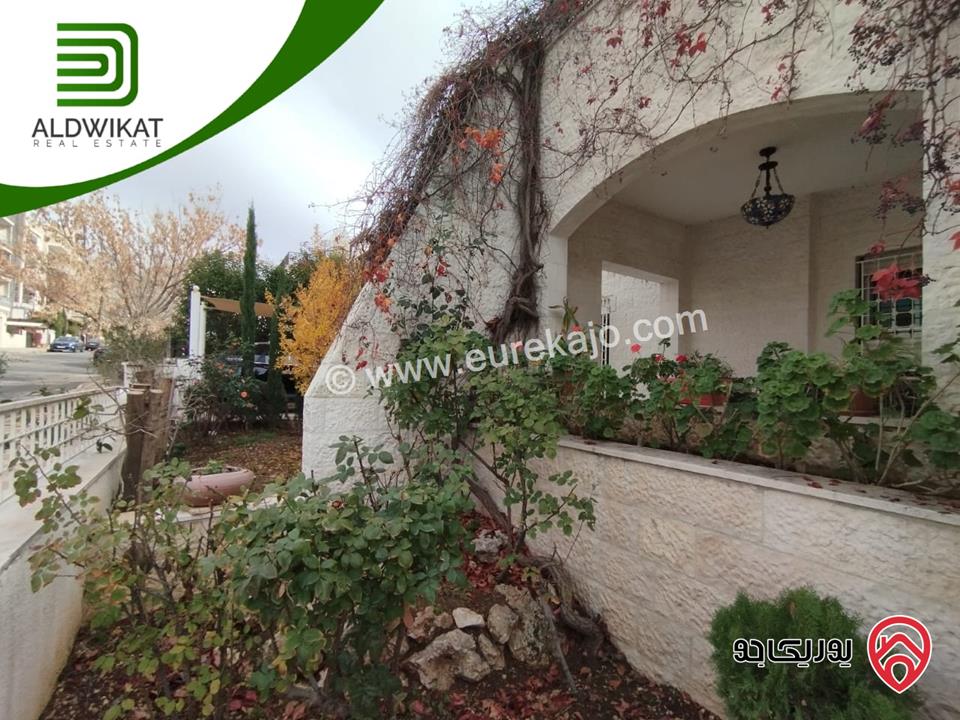 فيلا مساحة البناء 400م ومساحة الارض 430م ومساحة الحديقة 200م للايجار في عمان - ام السماق