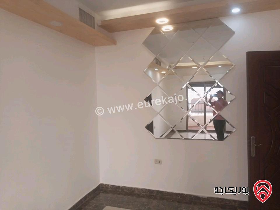 شقة مساحة 90م طابق ثالث للبيع في عمان - الجاردنز 