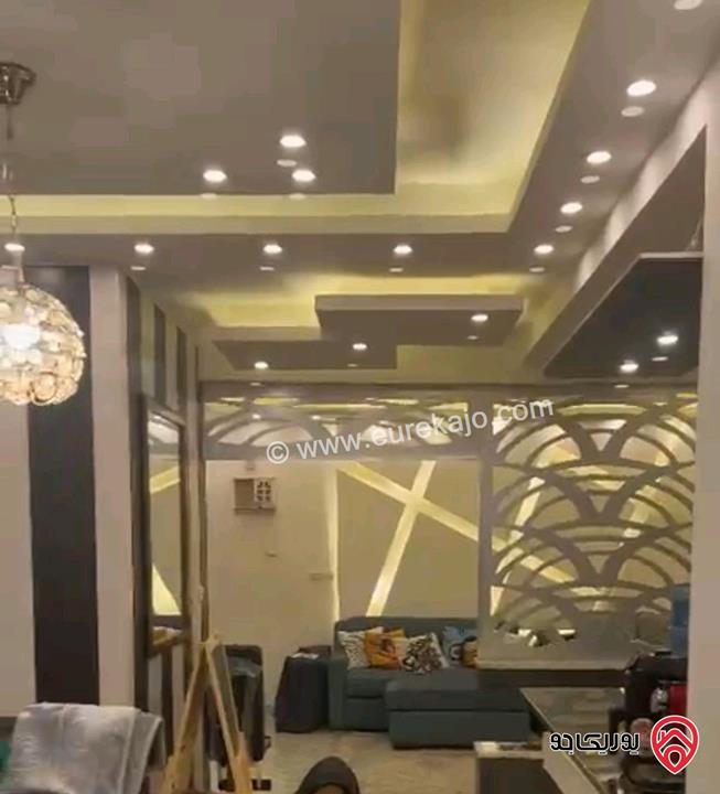 شقة أرضية مساحة 113م داخلي وخارجي 90م للبيع مفروشة في عمان - ضاحية الأمير راشد من المالك مباشرة