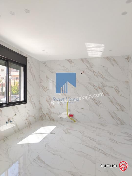 شقة فاخرة طابق ثالث دوبلكس مساحة 220م لم تسكن للبيع في عمان خلدا - خلف المستشفى السعودي ومقابل ميداس