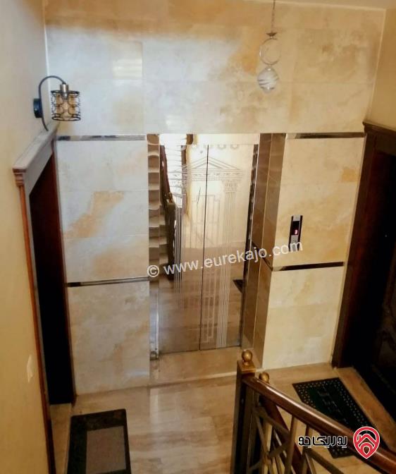 شقة طابق ثالث مساحة 183م للبيع في عمان - حي الصحابة