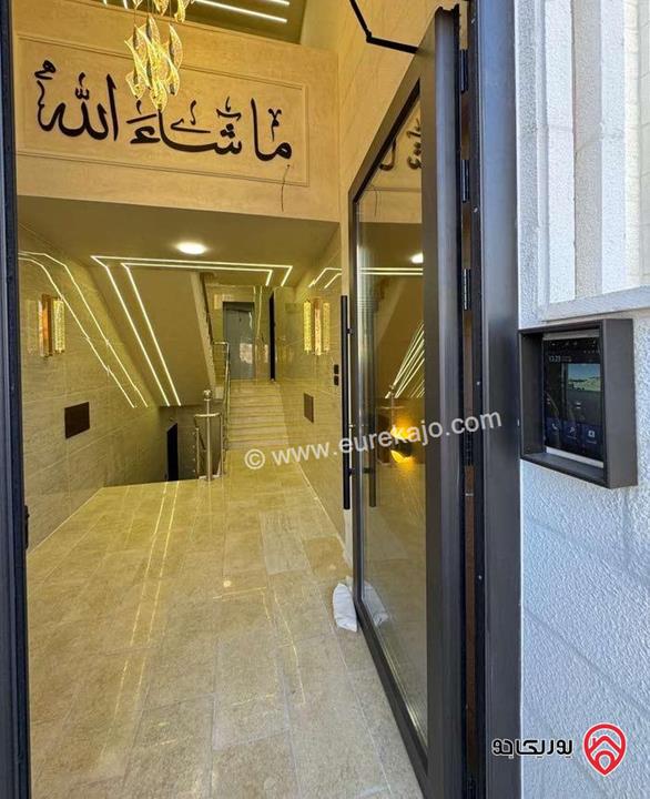 شقة فاخرة طابق ثالث دوبلكس مساحة 210م للبيع في عمان - البنيات