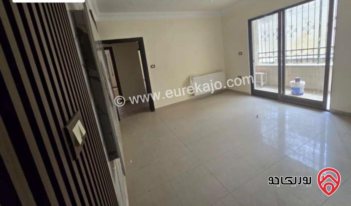 شقة أرضية مساحة 200م داخلي و 150م خارجي للايجار في عمان - خلدا