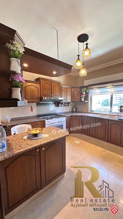 شقة سكنية مميزة مساحة 130 متر طابق ثاني للبيع في عمان - ضاحية النخيل 
