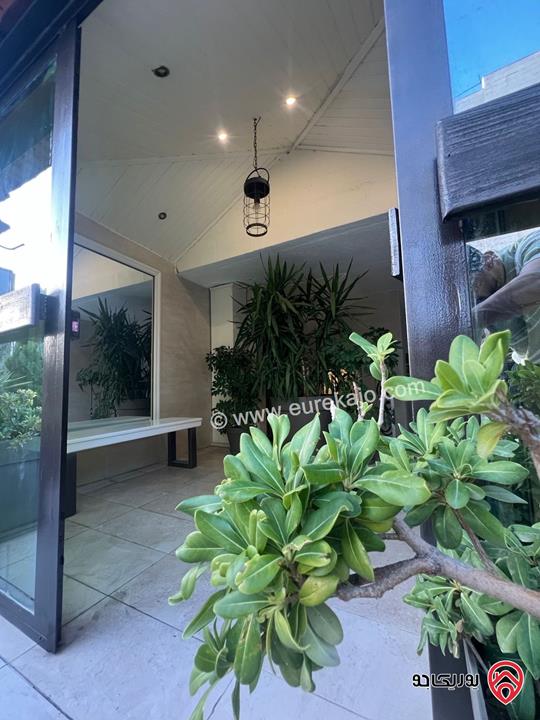 شقة طابقية طابق ثالث مساحة 190م للايجار في عمان - ام اذينة