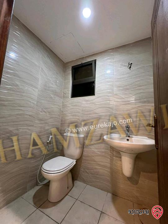 شقة ديلوكس طابق ثاني مساحة 200م للايجار في عمان - ضاحية النخيل طريق المطار