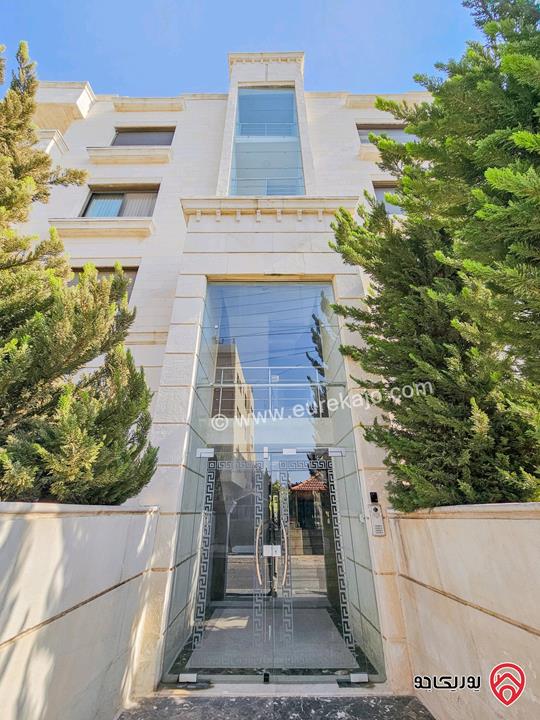 شقة سوبر ديلوكس جديدة - طابقية - مساحة 223م طابق أول للبيع في عمان - دير غبار