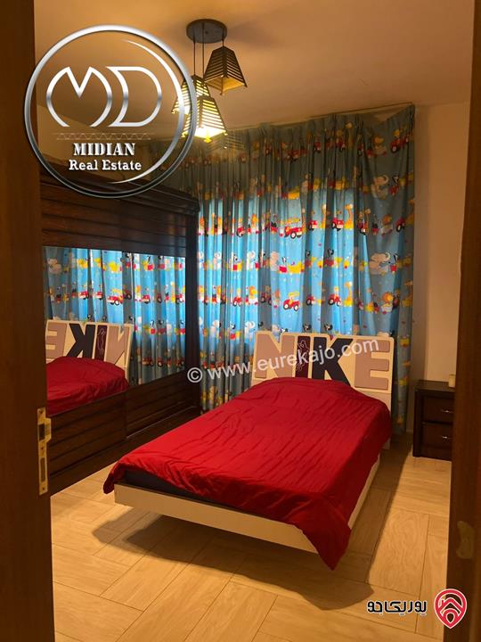 شقة للبيع في عمان - ضاحية النخيل مساحة 145م طابق ثاني تشطيبات وديكورات سوبر ديلوكس بسعر مميز جداً