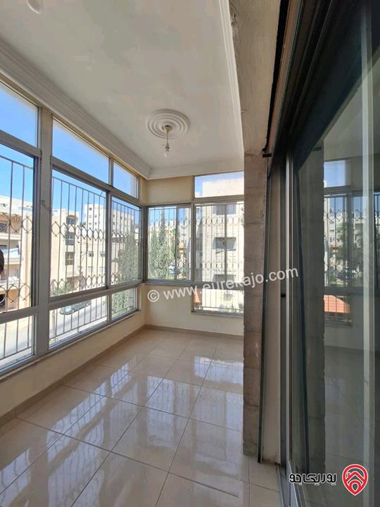 شقة مساحة 185م طابق ثاني للبيع في صويلح إسكان المهندسين