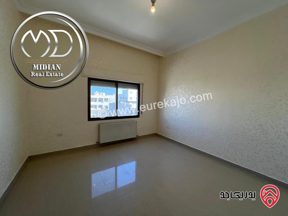 شقق فارغة للايجار في عمان - خلدا مساحة 215م 4 نوم سوبر ديلوكس اطلالة رائعة بسعر مميز جداً