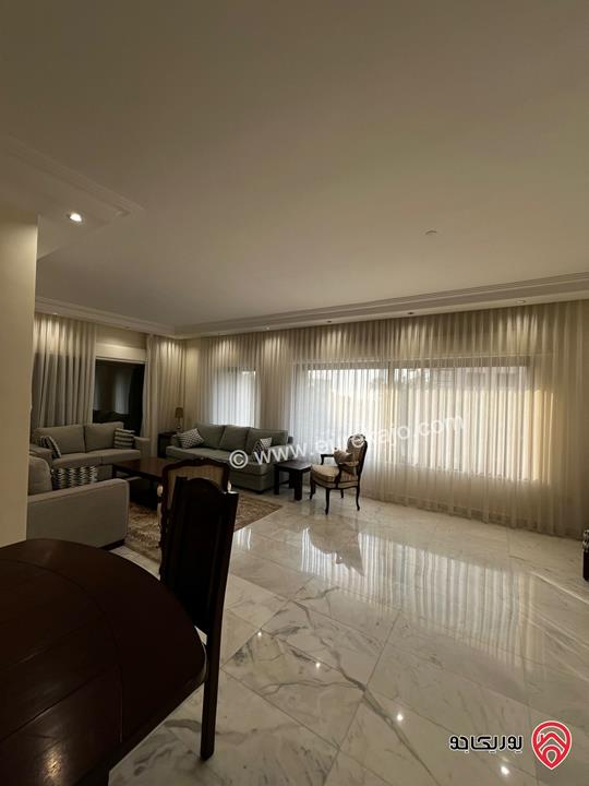 شقة مفروشة طابق أول مساحة 211م للايجار في عمان - ام اذينة