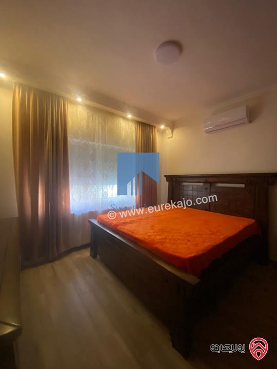 شقة أرضية مفروشة فاخرة للبيع في عمان - السابع قرب السفارة الرومانية 185م مع ترس امامي 25م تشطيب سوبر ديلوكس