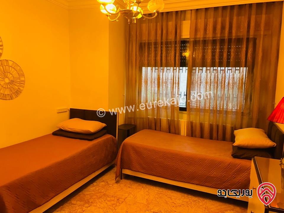 شقة مفروشة طابق اول من فيلا مساحة 150م للايجار مفروشة في عمان - الجبيهة 