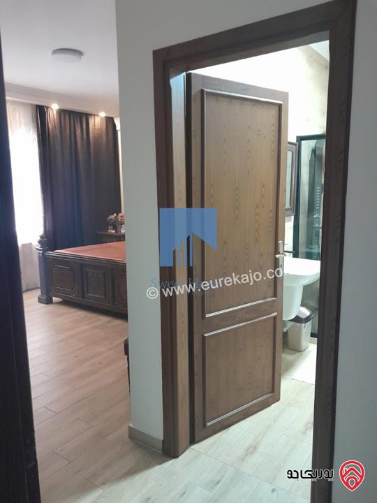 شقة أرضية مفروشة فاخرة للبيع في عمان - السابع قرب السفارة الرومانية 185م مع ترس امامي 25م تشطيب سوبر ديلوكس