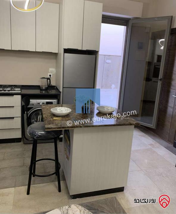 شقة فاخرة للبيع في عمان - دير غبار مقابل صيدلية جونيا طابق ثالث 150م مع روف 130م تشطيب سوبر ديلوكس