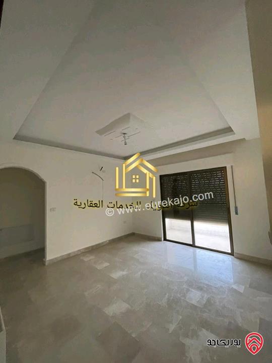 شقة مساحة 186م طابق ثالث للايجار في عمان - ام السماق 