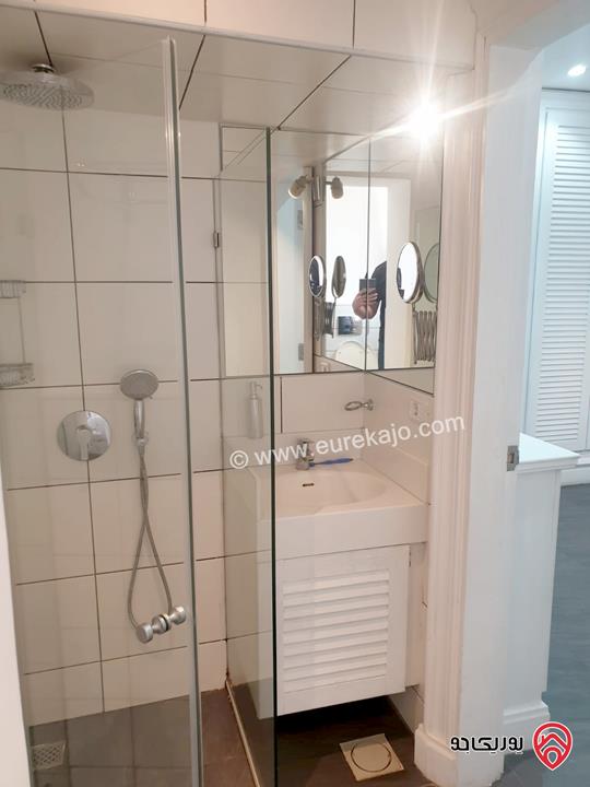 شقة أرضية مفروشة دوبلكس مساحة 250م مع مسبح للايجار في عمان - عبدون