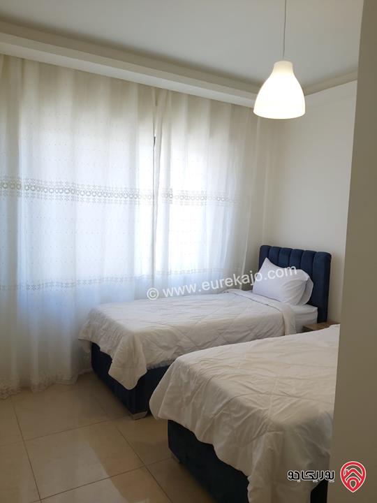 شقة فاخرة مفروشة طابق ثالث مساحة 140م للايجار في عمان - تلاع العلي