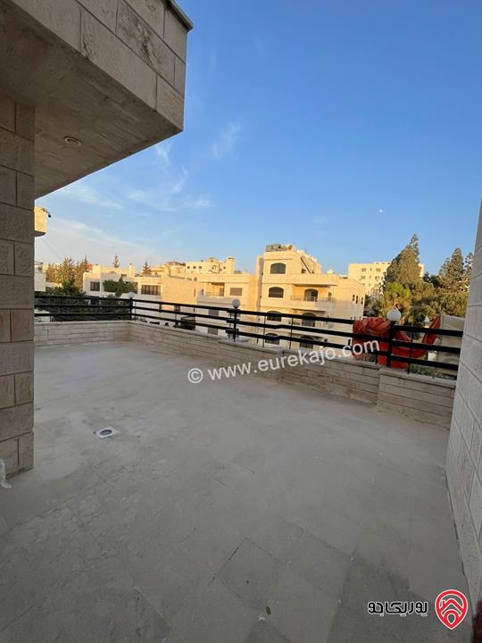 شقة مميزة روف طابقي مساحة 360م للبيع في عمان - الجاردنز