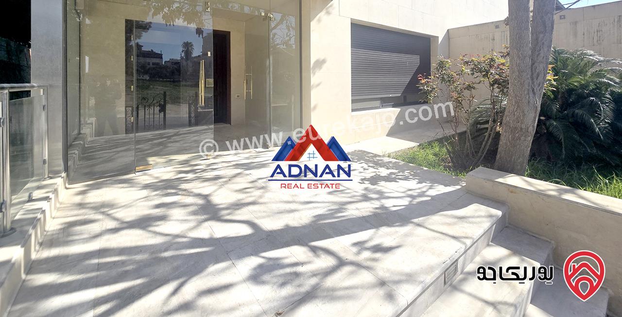 فيلا فخمة متلاصقة مساحة 650م على أرض 500م للايجار في عمان - عبدون