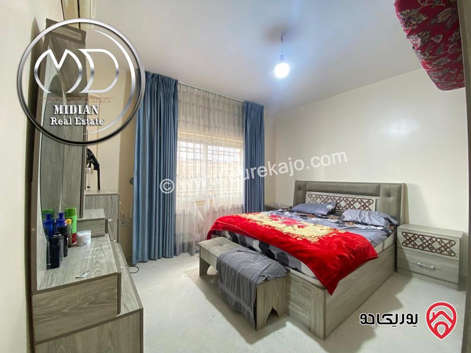 شقة شبه ارضي للبيع في عمان - الرابية مساحة 195م تشطيبات ديكورات سوبر ديلوكس بسعر مميز جداً