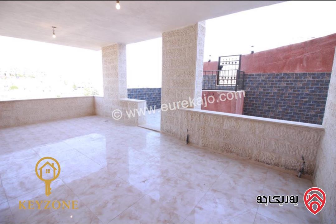 شقة كبيرة طابق أرضي مساحة 232م داخلي و 107م خارجي للبيع في عمان - ضاحية الرشيد 