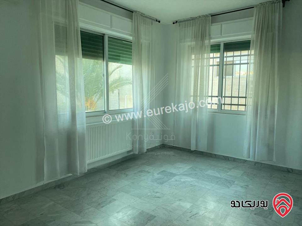 فيلا مفروشة فاخرة مساحة 418م على أرض 400م للايجار في عمان - خلدا