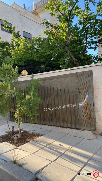 منزل مكون من طابقين على ارض 1 دونم و 27م للبيع في الكمالية ( حوض سلطان السلط)