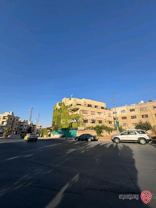 شقة طابق رابع مساحة 263م للبيع في عمان - الذراع دوار علي صقر