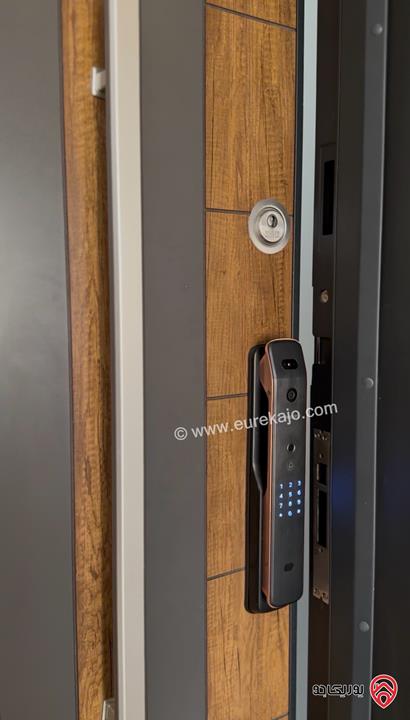 شقة سوبر ديلوكس طابق رابع مع روف مساحة 400م للبيع في عمان - دير غبار - حجار النوبلسة