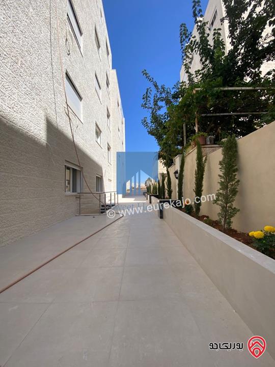 شقة أرضية فاخرة للبيع في عمان خلدا - قرب إشارة البنك العربي 175م مع ترسات 200م لم تسكن