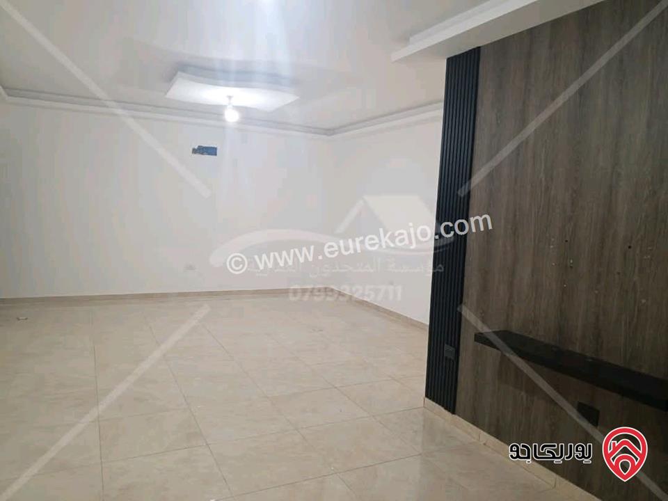 شقة فارغة ارضية مساحة 145م للايجار في عمان - خلدا