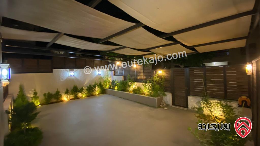 شقة أرضية طابقية مفروشة مساحة 302م داخلي و 70م خارجي للايجار في عمان - دير غبار