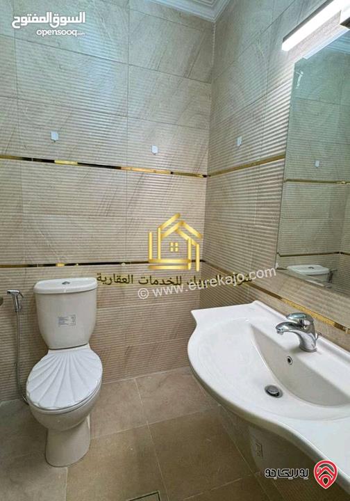 شقة سوبر ديلوكس مساحة 220م طابق ثاني للايجار في عمان - دير غبار 