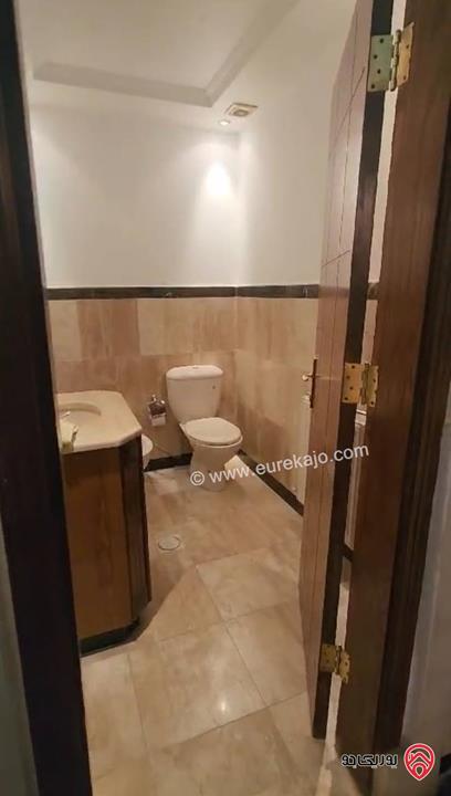 شقة طابق ثاني مساحة 190م للبيع في عمان - الشميساني 