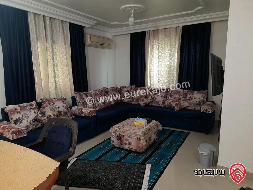 شقة مفروشة طابق اول مدخل مستقل مساحة 145م للايجار في اربد - حي الورود الشقه متوفره بتاريخ 10/20