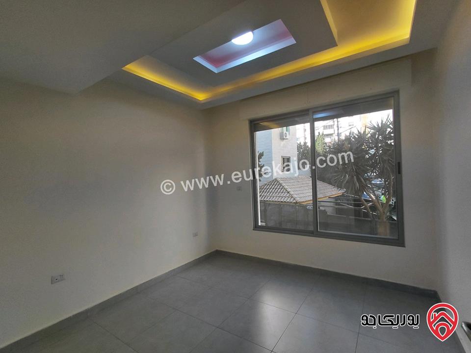 شقة فارغة طابق أرضي مساحة 140م للايجار في عمان - دير غبار 