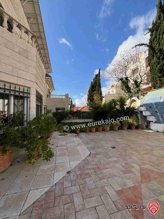 فيلا مساحة 850م على أرض 1081م للبيع في عمان - الجبيهة