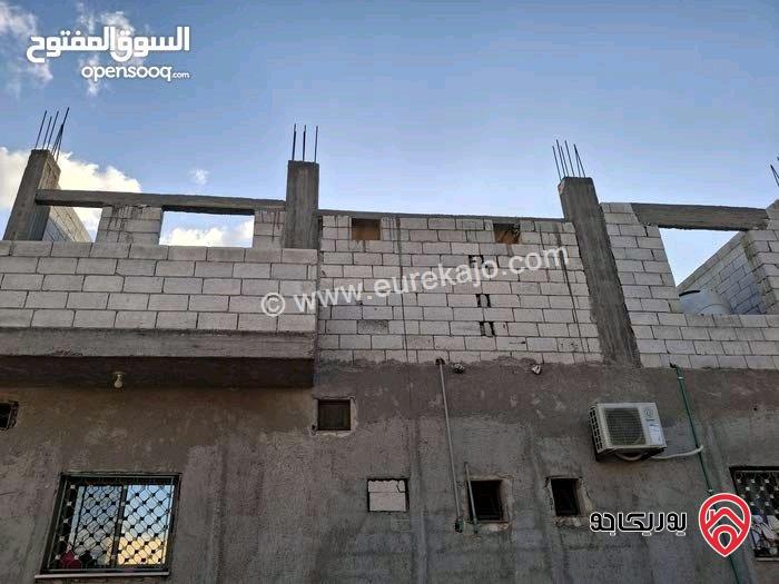 بيت عمار جديد تشطيب سوبر ديلوكس مساحة 195م على أرض 723م للبيع في المفرق الحي الجنوبي