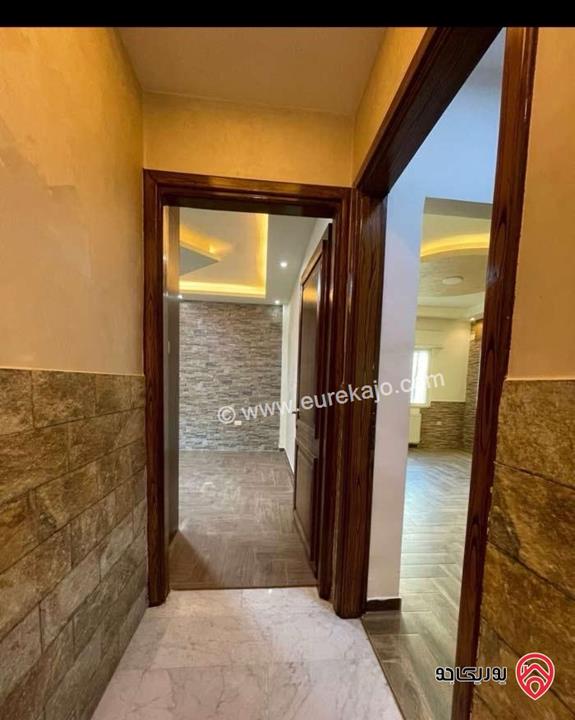 شقة فارغة طابق ثالث مساحة 190م للإيجار في عمان - تلاع العلي 